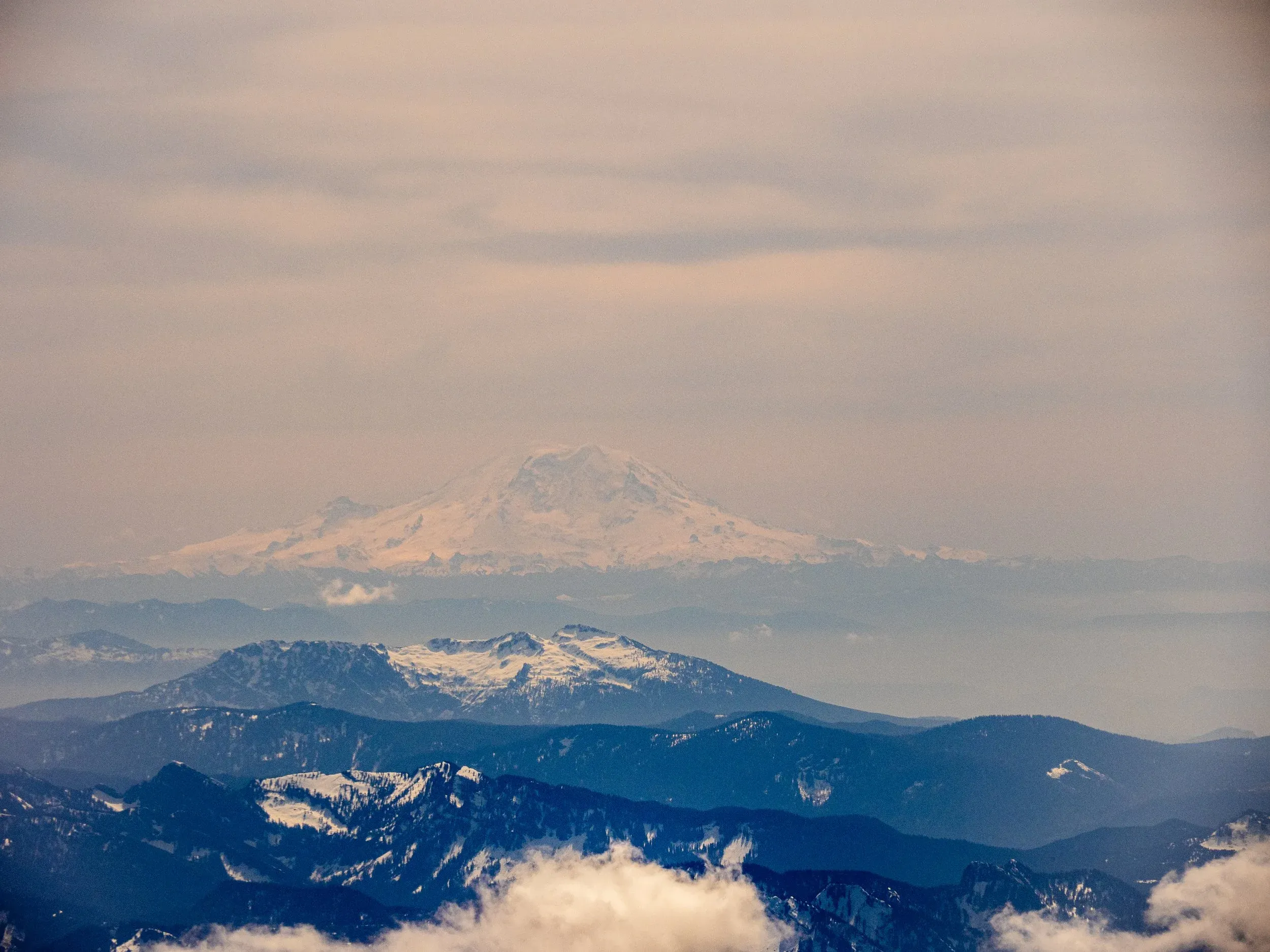 Monstrous Mt. Ranier off in the distance to the south